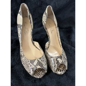 Marc Fisher snake skin Peep Toe‎ heels size 8.5 M